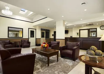 Super 8 by Wyndham Brockville hotel thumbnail 4