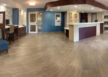 Comfort Inn hotel thumbnail 4