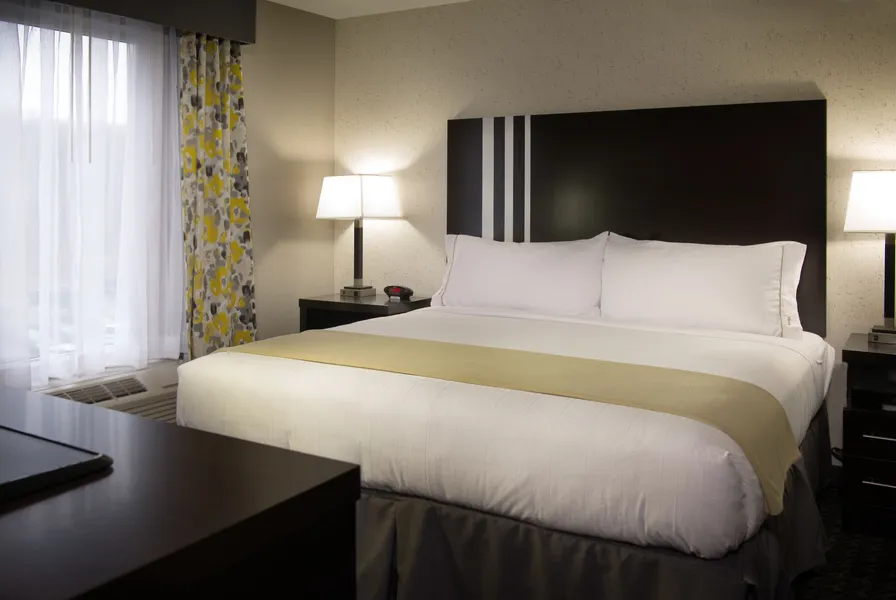 Holiday Inn Express & Suites Madison Central by IHG hotel detail image 6