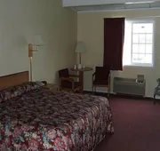 Travelers Inn hotel detail image 7