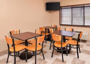 Americas Best Value Inn Clear Lake hotel thumbnail 8