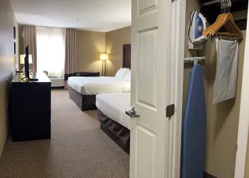 Days Inn & Suites by Wyndham Manheim Lebanon hotel thumbnail 6
