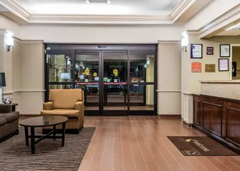 Sleep Inn & Suites Dothan North hotel thumbnail 5