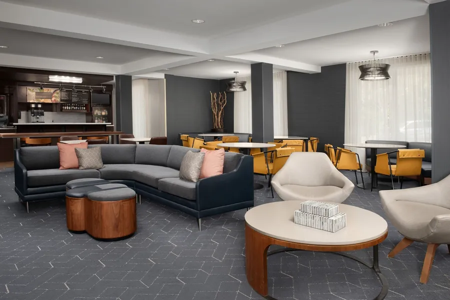 Courtyard by Marriott Dothan hotel detail image 2