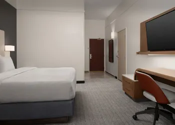 Courtyard by Marriott Dothan hotel thumbnail 7