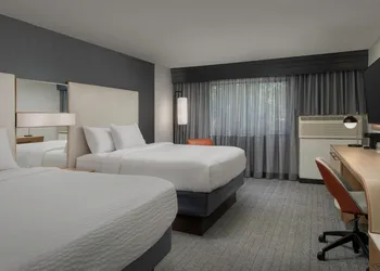 Courtyard by Marriott Dothan hotel thumbnail 8