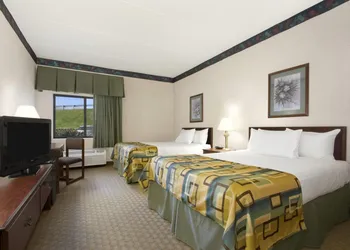 Baymont by Wyndham Corbin hotel thumbnail 5