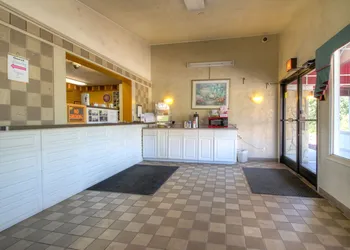 Corbin Inn hotel thumbnail 2