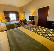 Super 8 by Wyndham Rolla hotel detail image 4