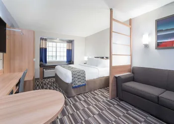 Microtel Inn & Suites By Wyndham Moorhead Fargo Area hotel thumbnail 5