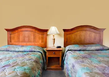 Super 8 by Wyndham Klamath Falls hotel thumbnail 7