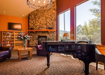 Best Western Plus Hartford Lodge hotel thumbnail 2