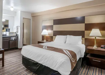 Quality Inn Central Roseburg hotel thumbnail 8