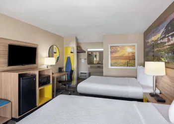 Days Inn by Wyndham Klamath Falls hotel thumbnail 3