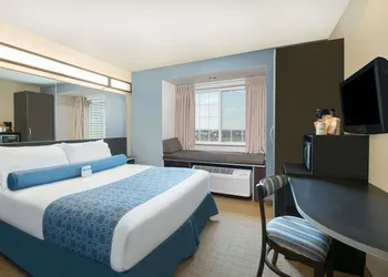 Microtel Inn & Suites by Wyndham Stanley hotel thumbnail 3