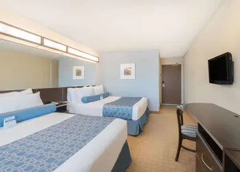 Microtel Inn & Suites by Wyndham Stanley hotel thumbnail 6