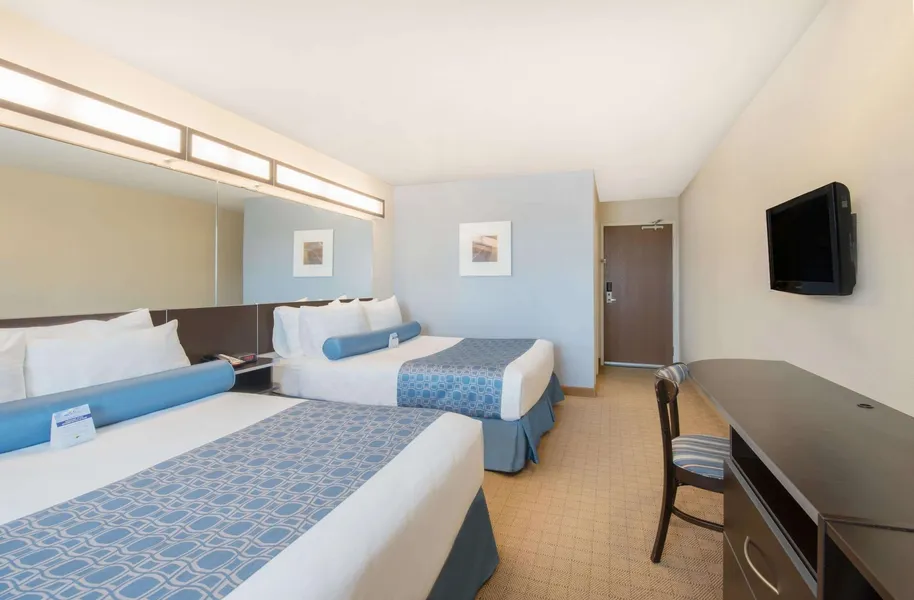 Microtel Inn & Suites by Wyndham Stanley hotel detail image 6