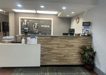 Hampton Inn Bridgeport/Clarksburg hotel thumbnail 2