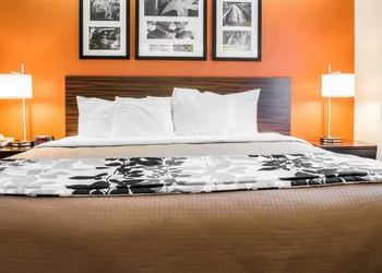 Quality Inn Bridgeport - Clarksburg hotel thumbnail 2