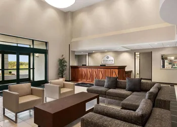 Wingate by Wyndham Bridgeport/Clarksburg hotel thumbnail 3