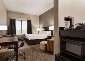 Wingate by Wyndham Bridgeport/Clarksburg hotel thumbnail 6