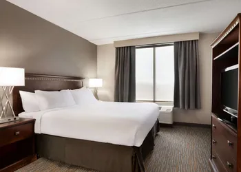 Wingate by Wyndham Bridgeport/Clarksburg hotel thumbnail 7