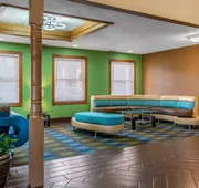 Quality Inn & Suites Bedford West hotel detail image 4