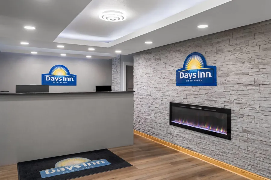 Days Inn by Wyndham Cloverdale Greencastle hotel detail image 2