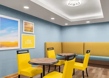 Days Inn by Wyndham Cloverdale Greencastle hotel thumbnail 6