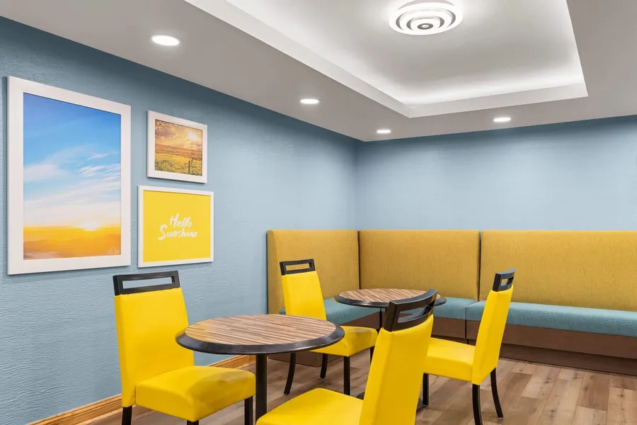 Days Inn by Wyndham Cloverdale Greencastle hotel detail image 6