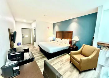 Baymont by Wyndham Richmond I-70 hotel thumbnail 7