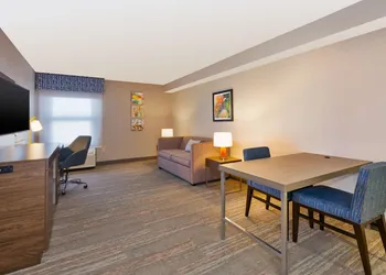 Hampton Inn Princeton hotel thumbnail 5