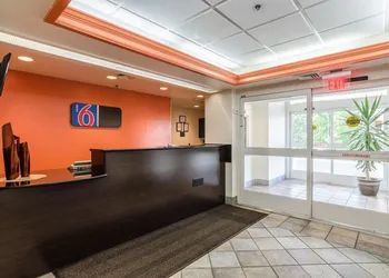 Motel 6 Bristol, VA hotel thumbnail 6
