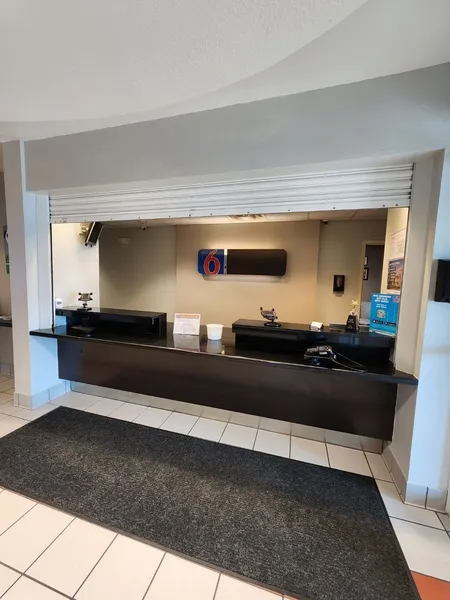 Motel 6 Biloxi, MS - Beach hotel detail image 2