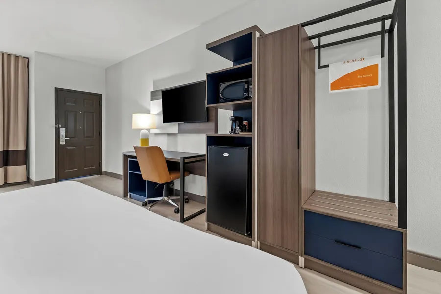 Comfort Inn & Suites Perry National Fairgrounds Area hotel detail image 6