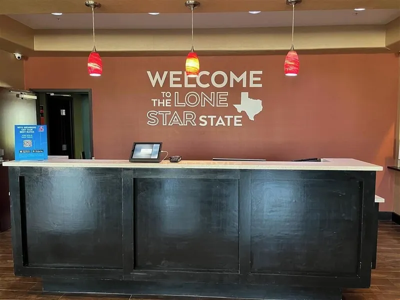 Quality Inn & Suites Pearsall hotel detail image 2