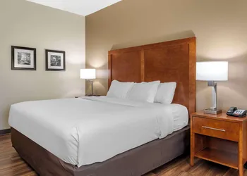 Comfort Inn Crawfordsville hotel thumbnail 6
