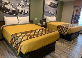 Super 8 by Wyndham Frankfort IN hotel thumbnail 2