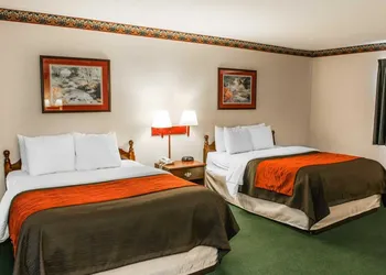 Quality Inn & Suites Lebanon I-65 hotel thumbnail 8