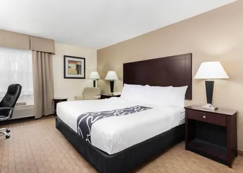 AmericInn by Wyndham Frankfort IN hotel thumbnail 5