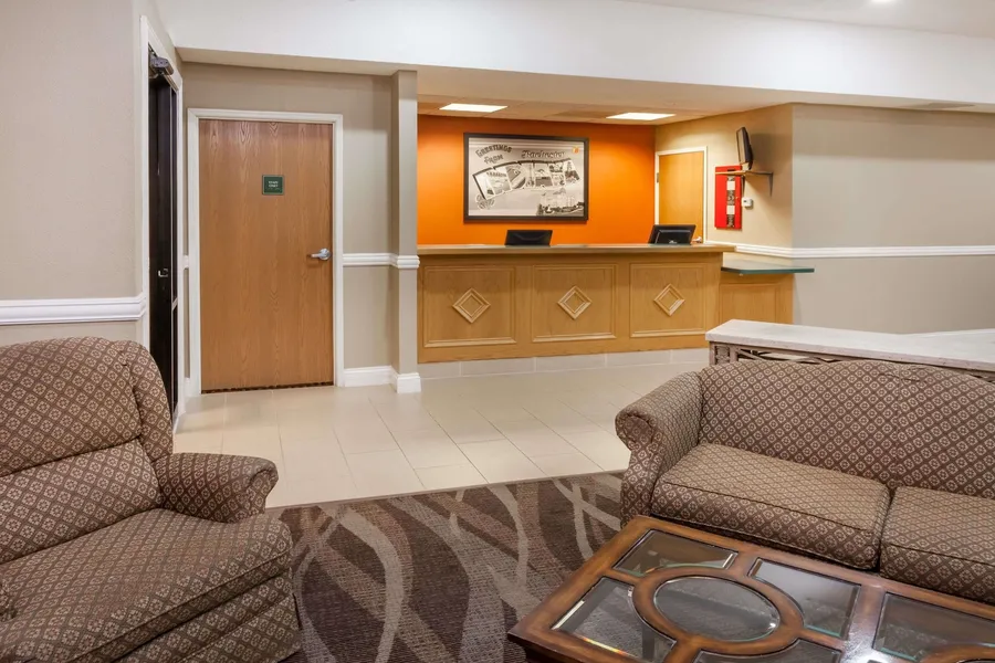 Super 8 by Wyndham Rochester hotel detail image 2