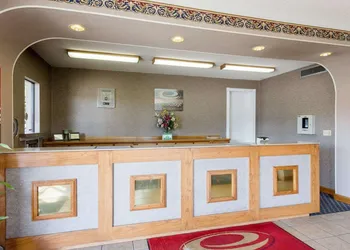Econo Lodge Grenada hotel thumbnail 2