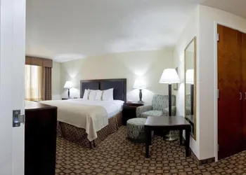 Holiday Inn Quincy East by IHG hotel thumbnail 4