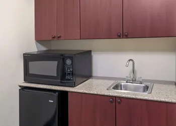 Holiday Inn Quincy East by IHG hotel thumbnail 6
