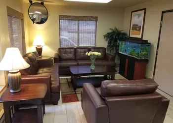 Super 8 by Wyndham Ketchikan hotel thumbnail 3