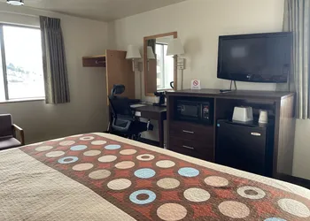 Super 8 by Wyndham Ketchikan hotel thumbnail 6