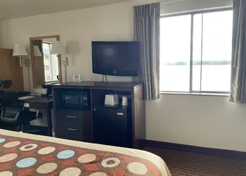 Super 8 by Wyndham Ketchikan hotel thumbnail 8