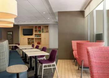 Home2 Suites by Hilton Oxford, AL hotel thumbnail 2