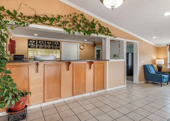 Econo Lodge Oxford near Choccolocco Park hotel thumbnail 4