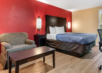 Econo Lodge Oxford near Choccolocco Park hotel thumbnail 7